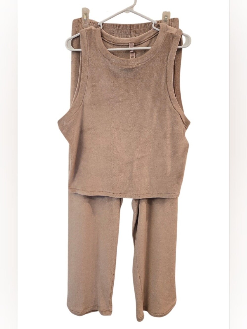SKIMS VELOUR " SIENNA"  TANK AND WIDE LEG  PANTS LOUNGE/SLEEPSET. SIZE 3X. HONEY